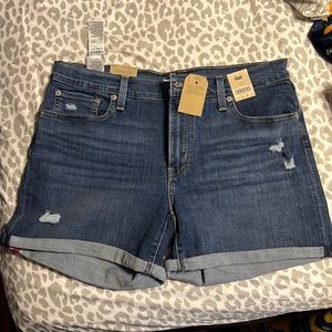 Brand new Levi Mid-Length Jean shorts